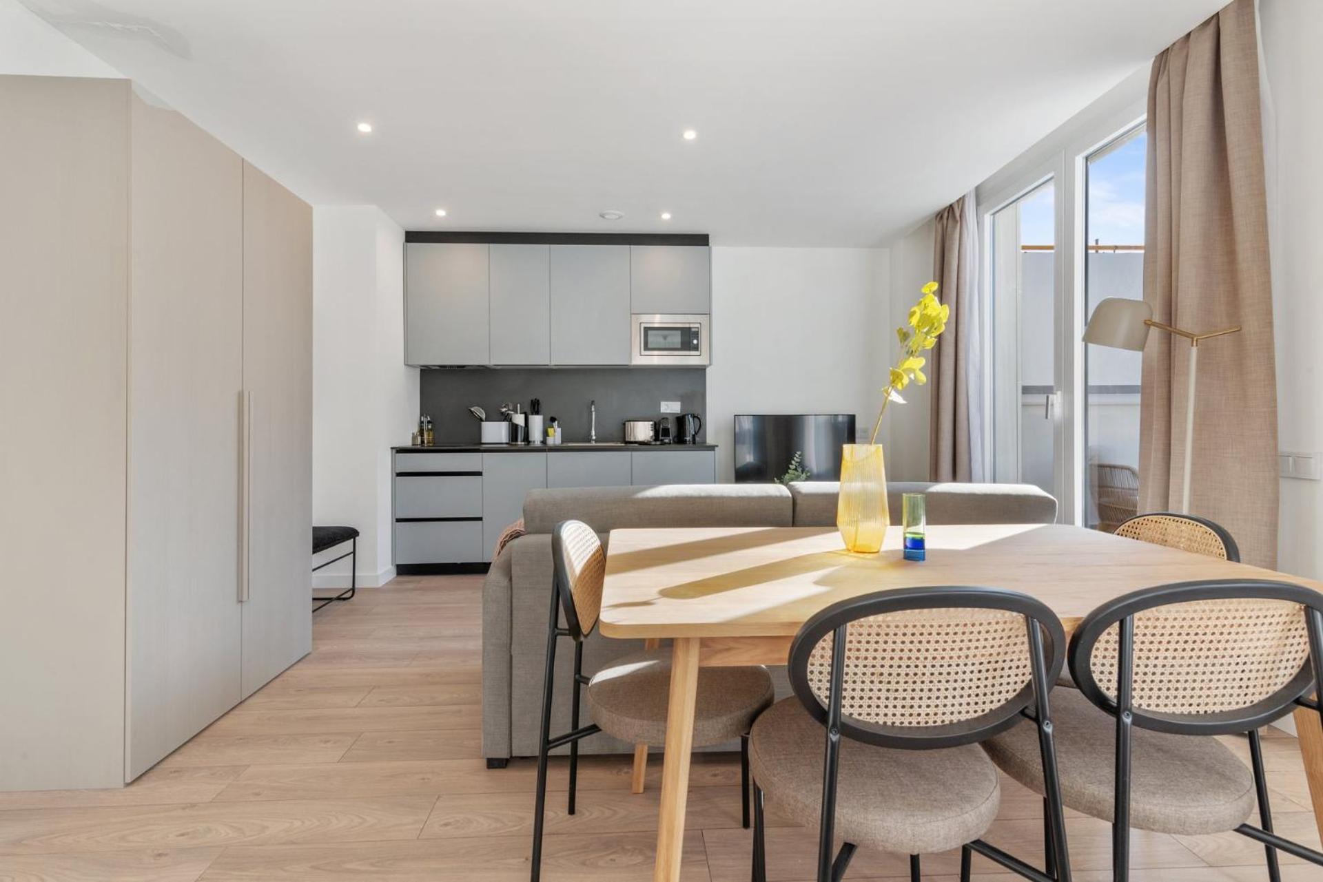 Limehome Valencia Carrer Del Pare Palau I Quer 외부 사진