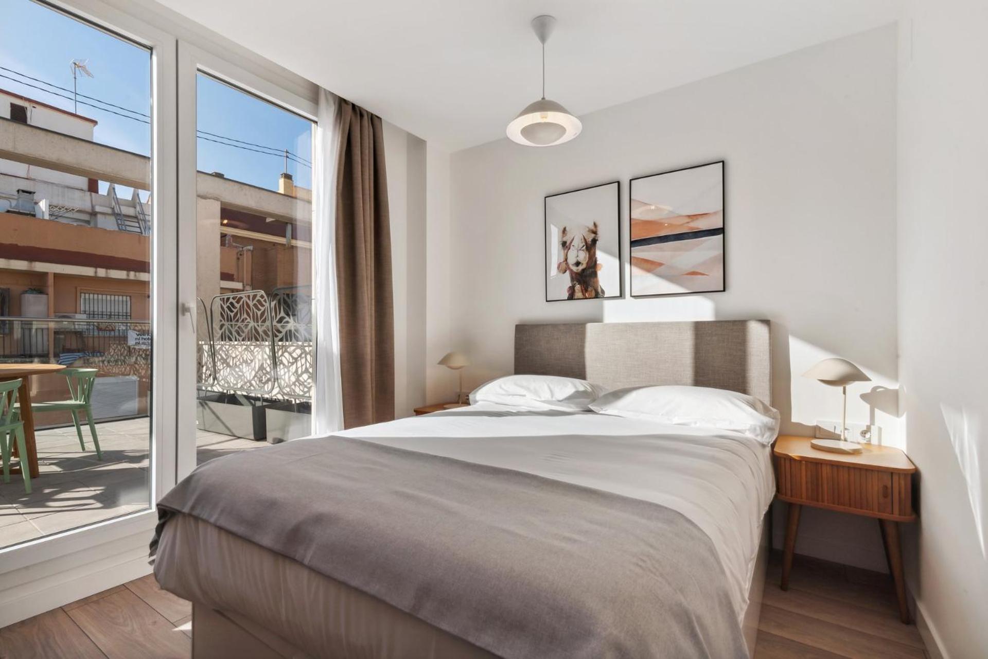Limehome Valencia Carrer Del Pare Palau I Quer 외부 사진