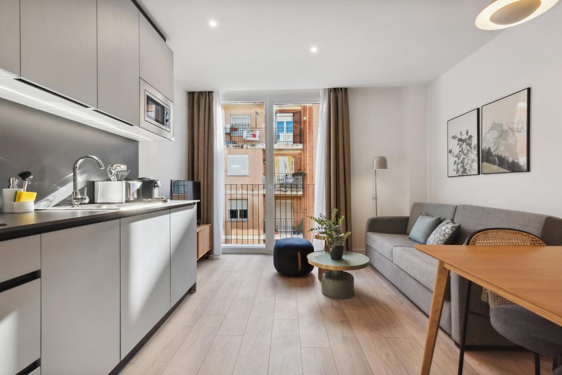 Limehome Valencia Carrer Del Pare Palau I Quer 외부 사진