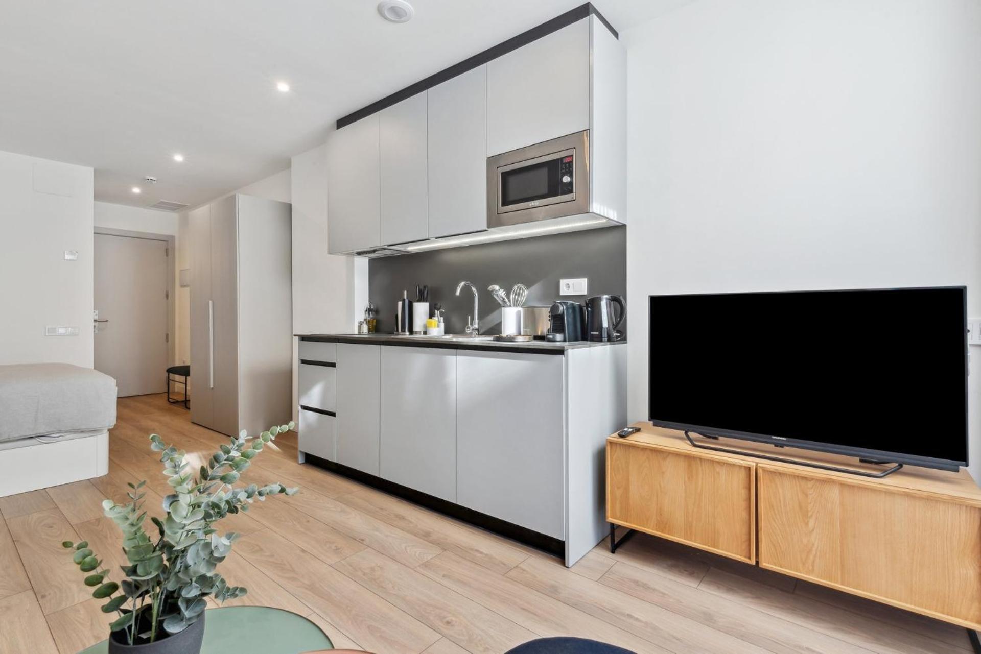 Limehome Valencia Carrer Del Pare Palau I Quer 객실 사진
