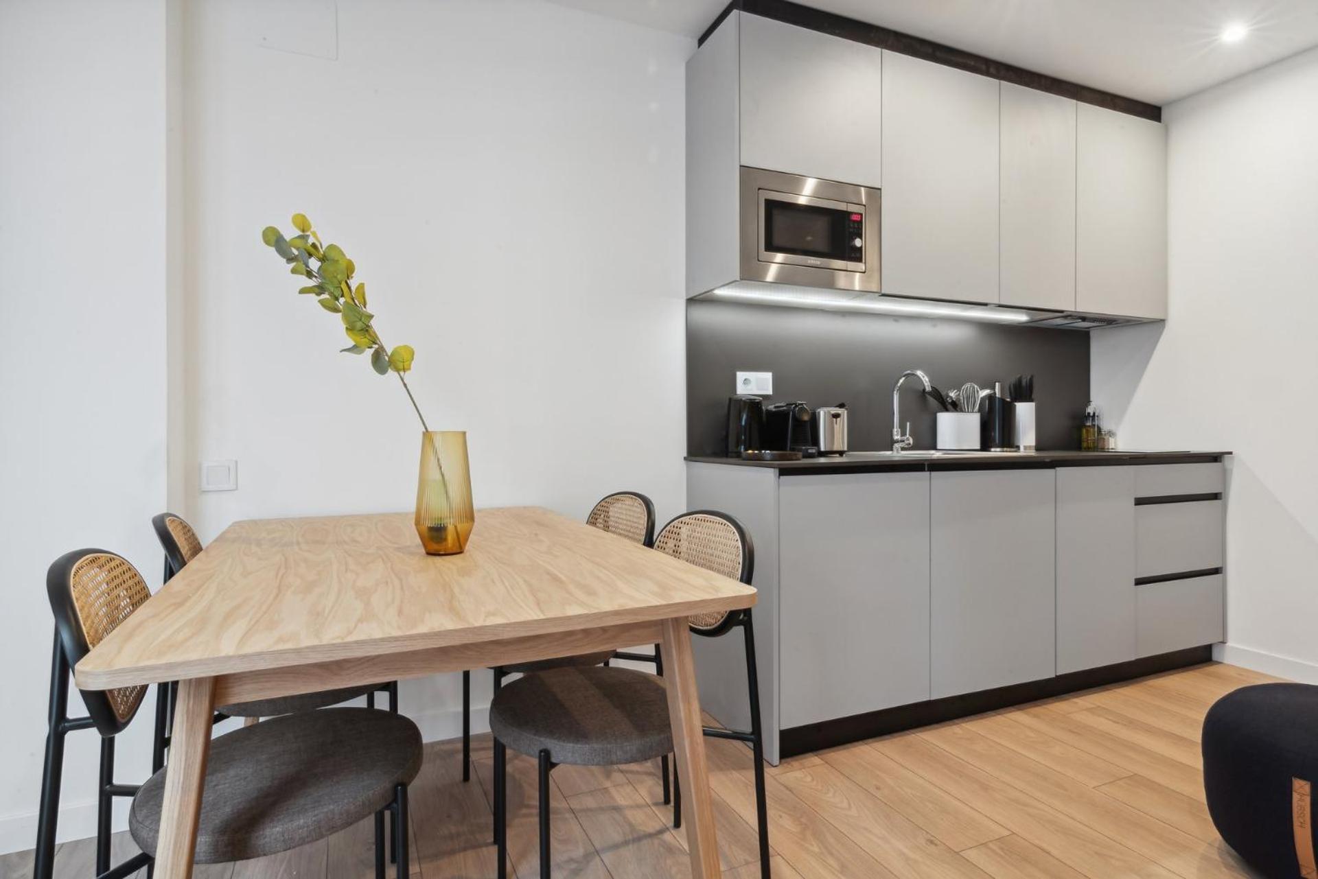 Limehome Valencia Carrer Del Pare Palau I Quer 객실 사진